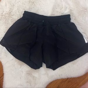 black lulu hotty hot shorts